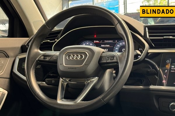 AUDI Q3 2.0 40 TFSI GASOLINA PRESTIGE QUATTRO TIPTRONIC 2022/2023